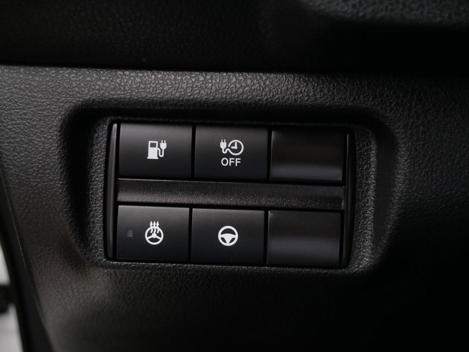 Used 2025 Nissan Leaf SV Plus image 28