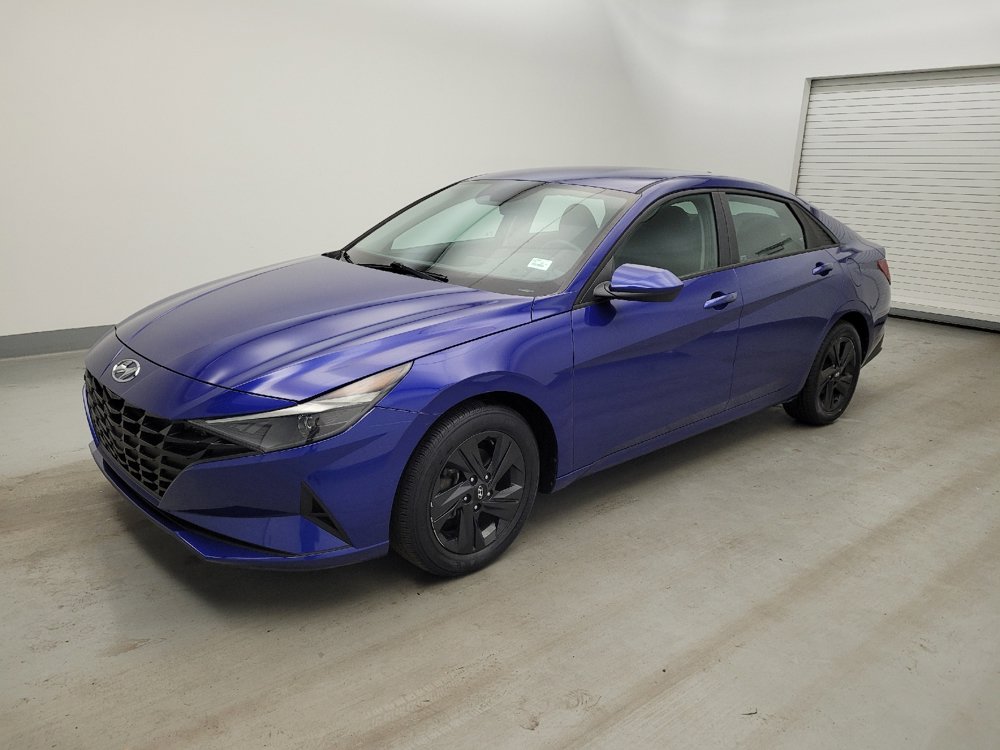 Used 2022 Hyundai Elantra SEL FWD image 2
