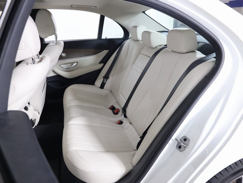 Certified 2022 Mercedes-Benz E 350 4MATIC Sedan image 51