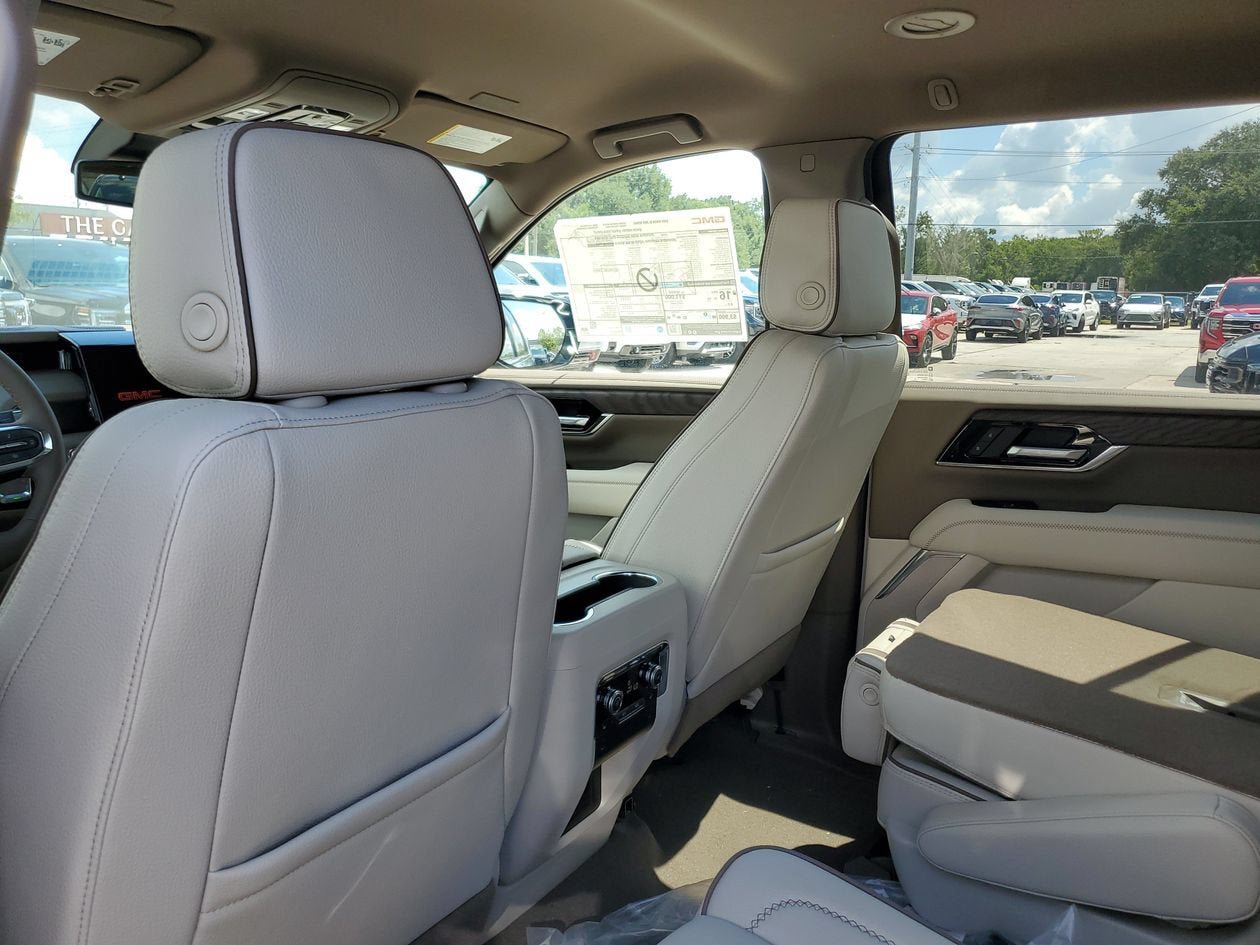 New 2026 GMC Yukon XL Denali RWD image 10