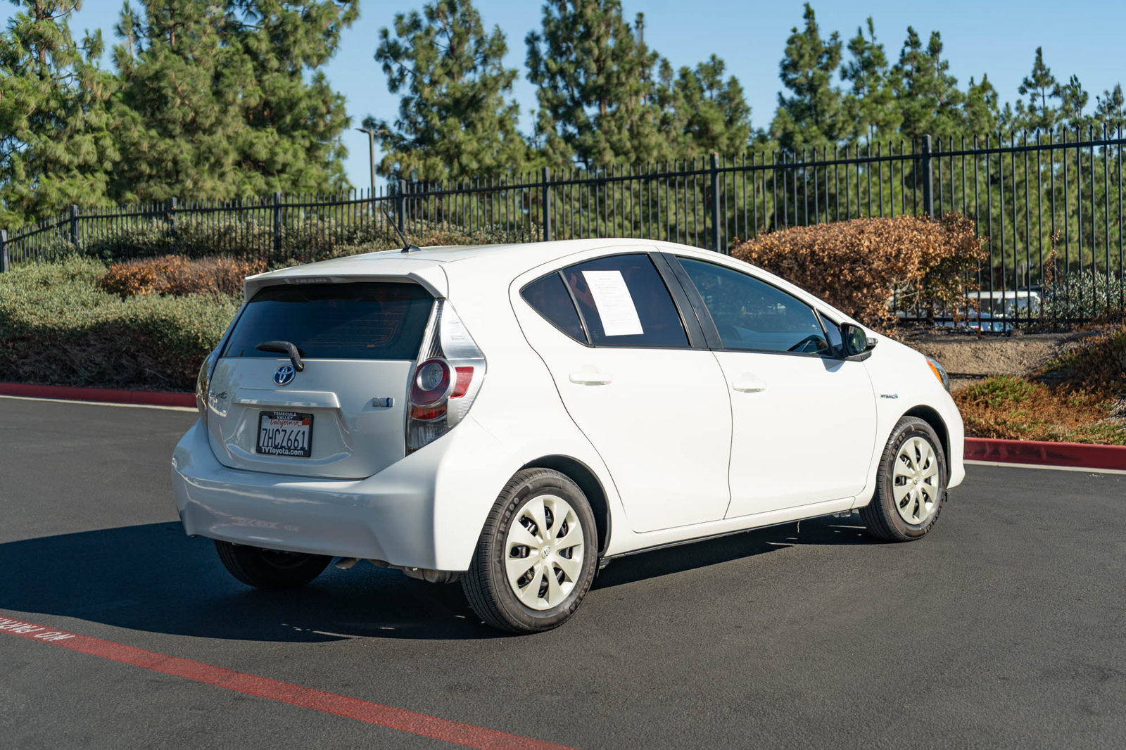 Used 2014 Toyota Prius C Two FWD image 9