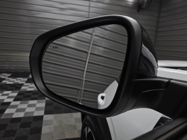Used 2024 Chevrolet Trax RS w/ Driver Confidence Package FWD image 33
