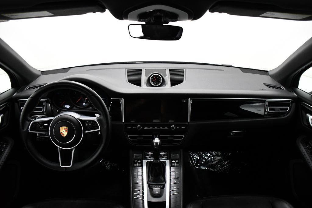 Used 2021 Porsche Macan AWD/4WD image 8