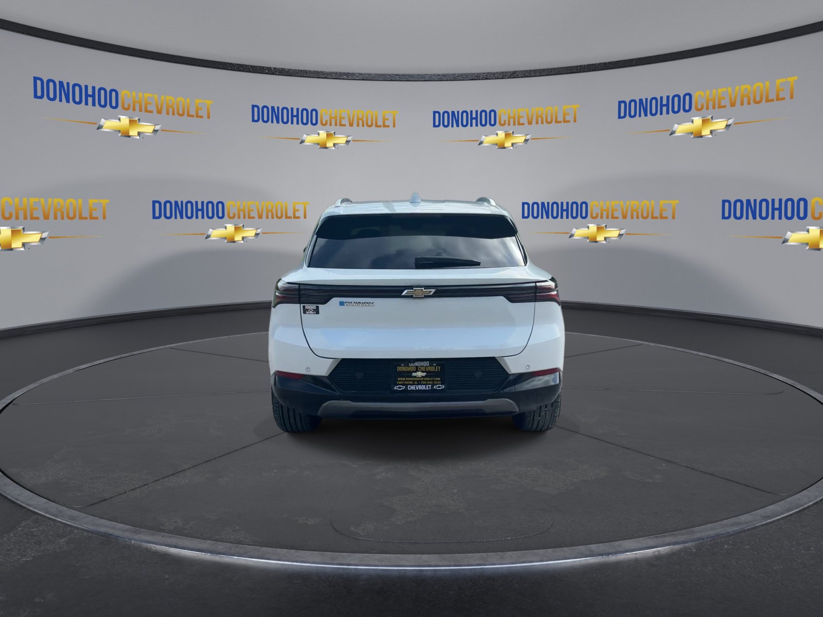 Used 2024 Chevrolet Equinox EV LT FWD image 10