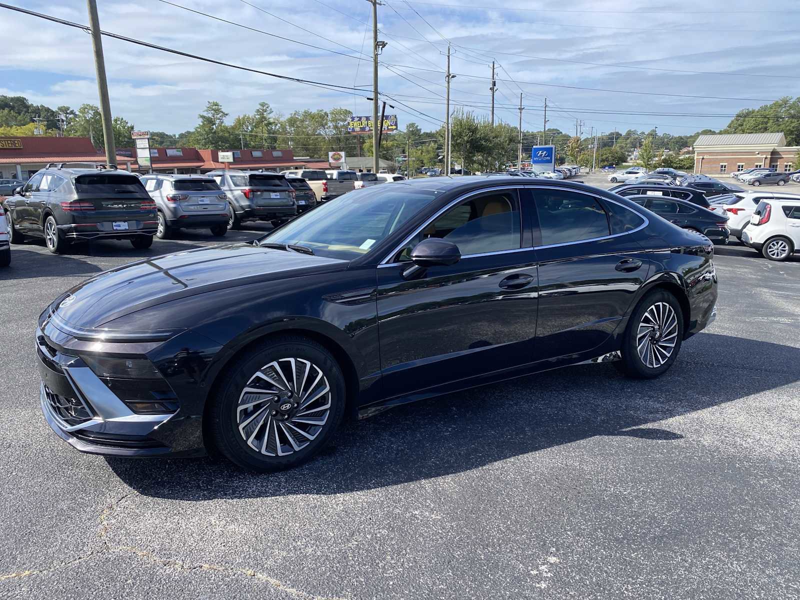 Certified 2025 Hyundai Sonata Limited image 9