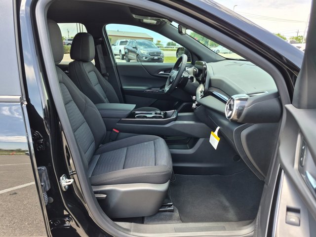 Used 2026 Chevrolet Equinox LT w/ Safety and Technology Package FWD image 21