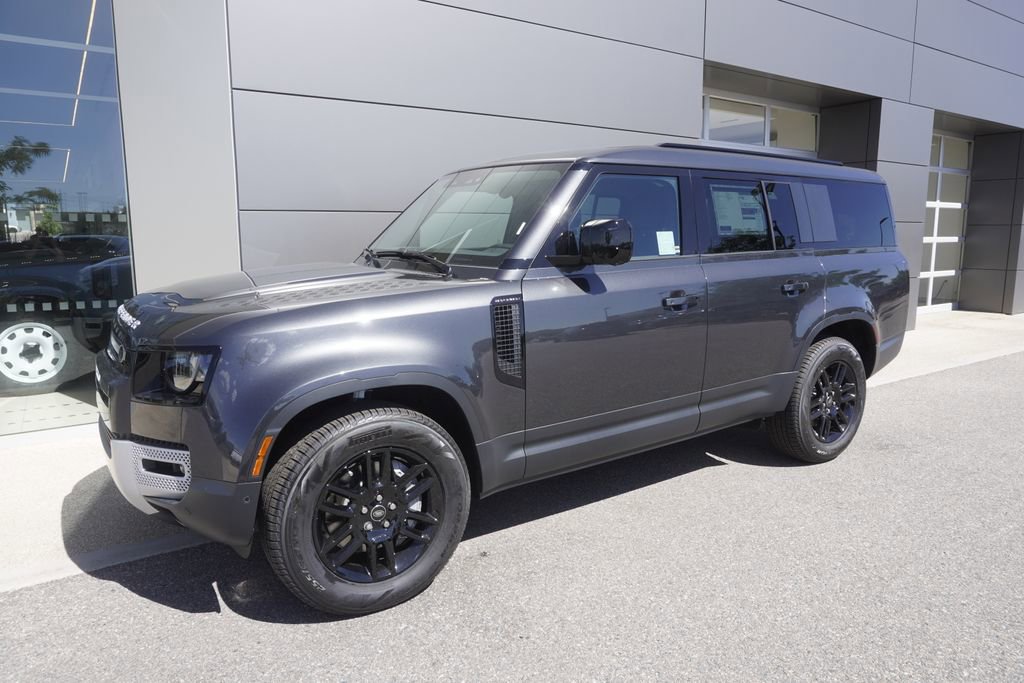 New 2025 Land Rover Defender 130 S image 3