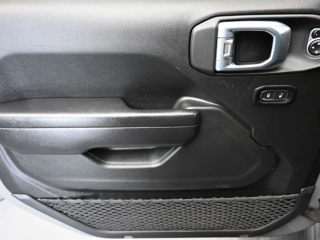 Used 2021 Jeep Wrangler Rubicon image 10