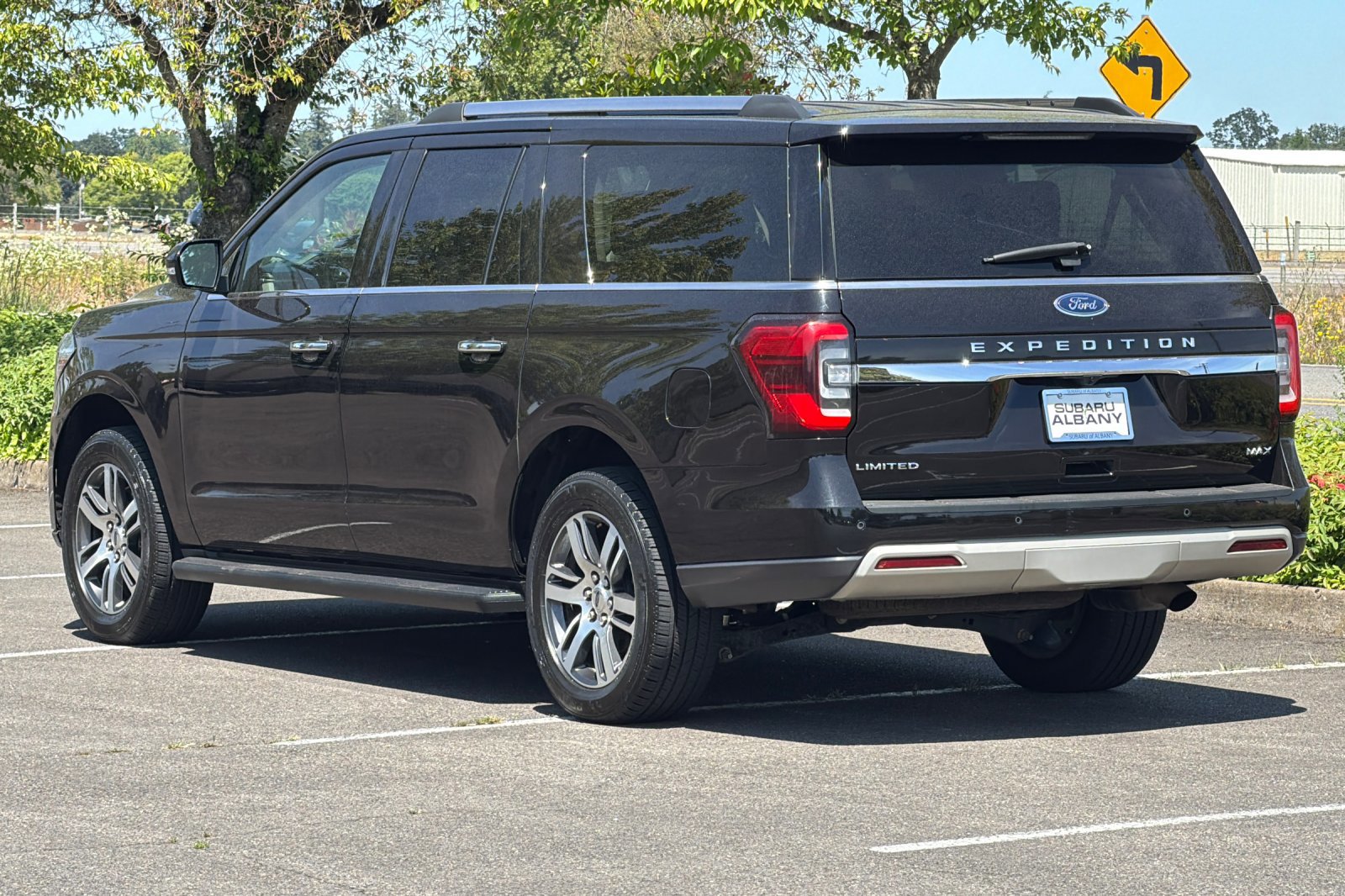 Used 2024 Ford Expedition Max Limited AWD/4WD image 6