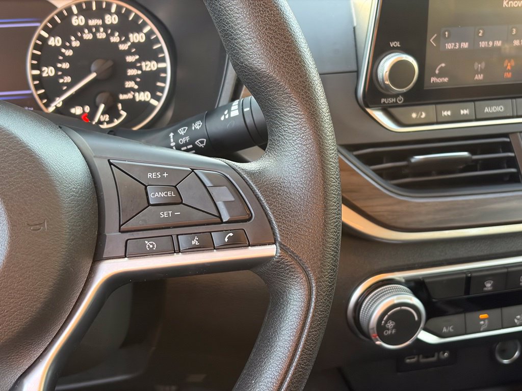 Certified 2024 Nissan Altima 2.5 SV FWD image 16