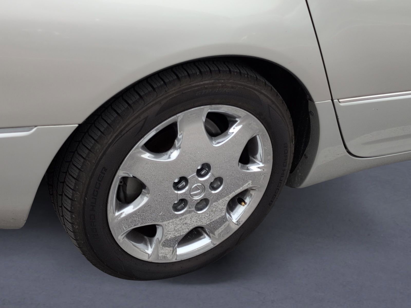 Used 2002 Lexus LS 430 RWD image 5