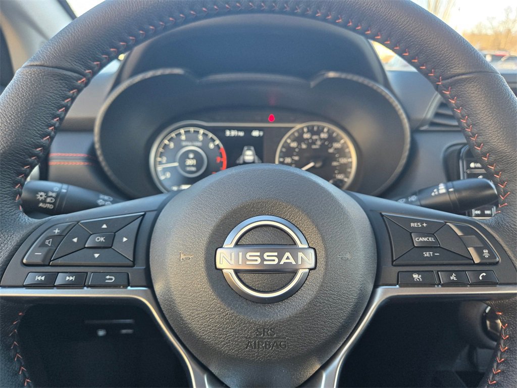 New 2025 Nissan Versa SR w/ Trunk Package image 11