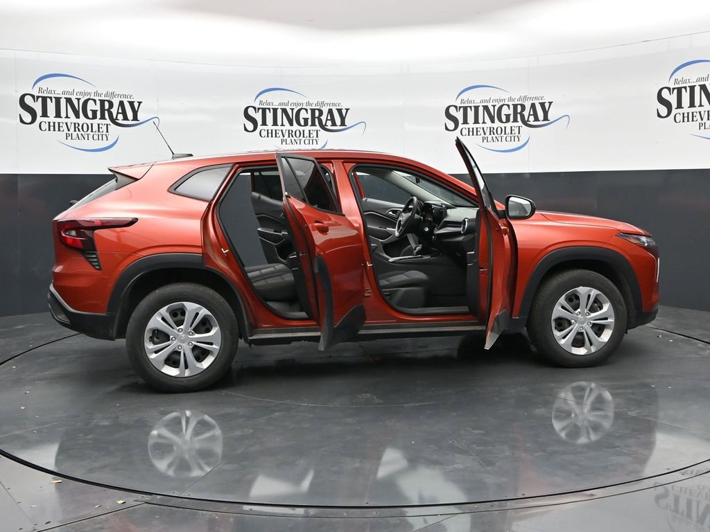 Used 2024 Chevrolet Trax LS w/ Driver Confidence Package FWD image 36