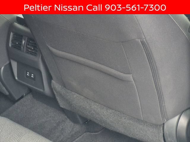 Certified 2024 Nissan Rogue SV FWD image 17