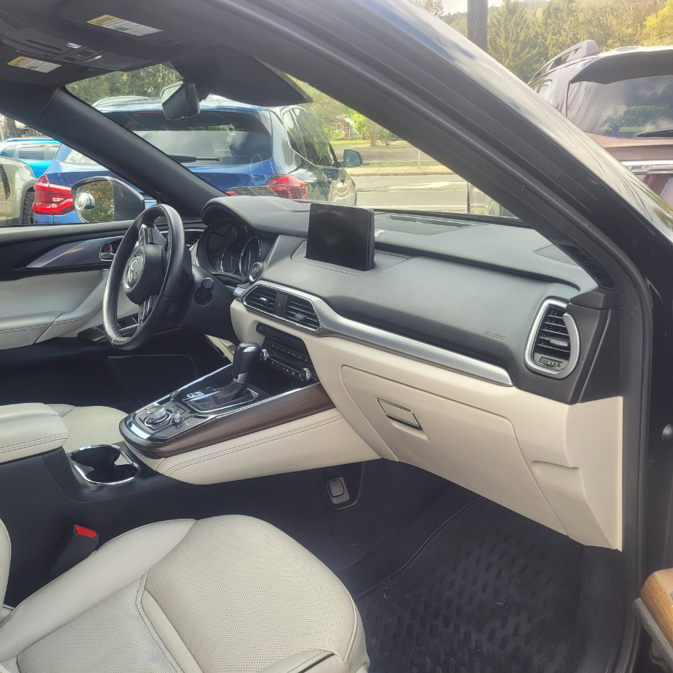 Used 2020 MAZDA CX-9 Signature image 28