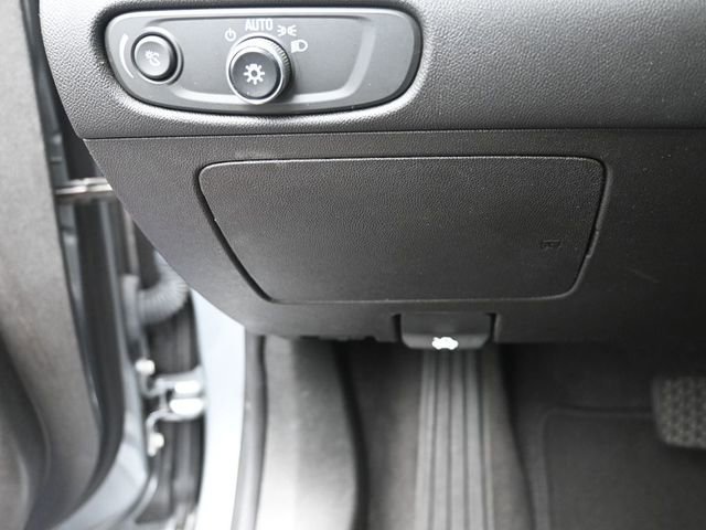 Used 2023 Chevrolet Malibu LT image 17