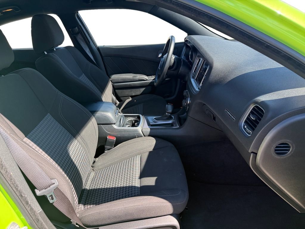Used 2023 Dodge Charger SXT image 15
