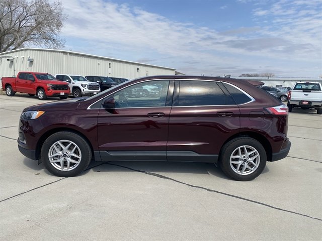 Used 2024 Ford Edge SEL w/ Convenience Package image 16