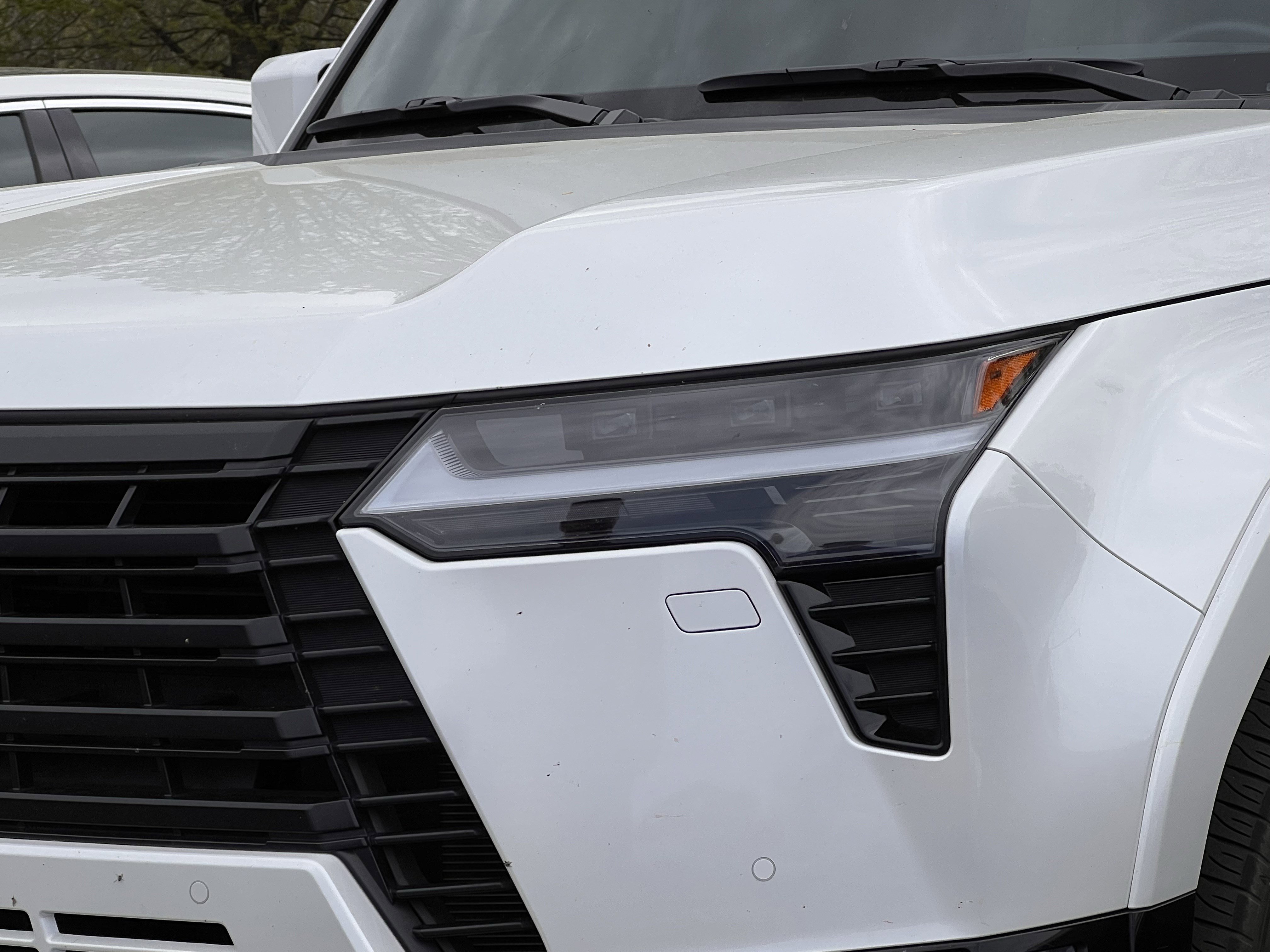 Used 2024 Lexus GX 550 w/ Cold Area Package image 7