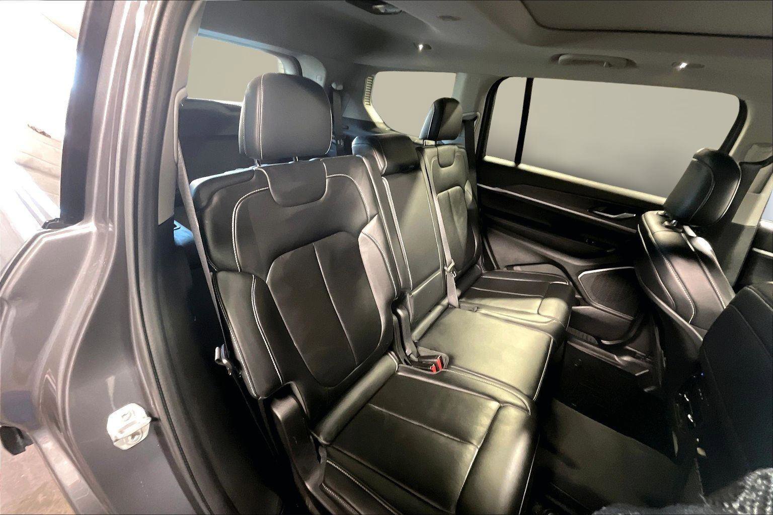 Used 2021 Jeep Grand Cherokee L Limited w/ Trailer Tow Package image 28