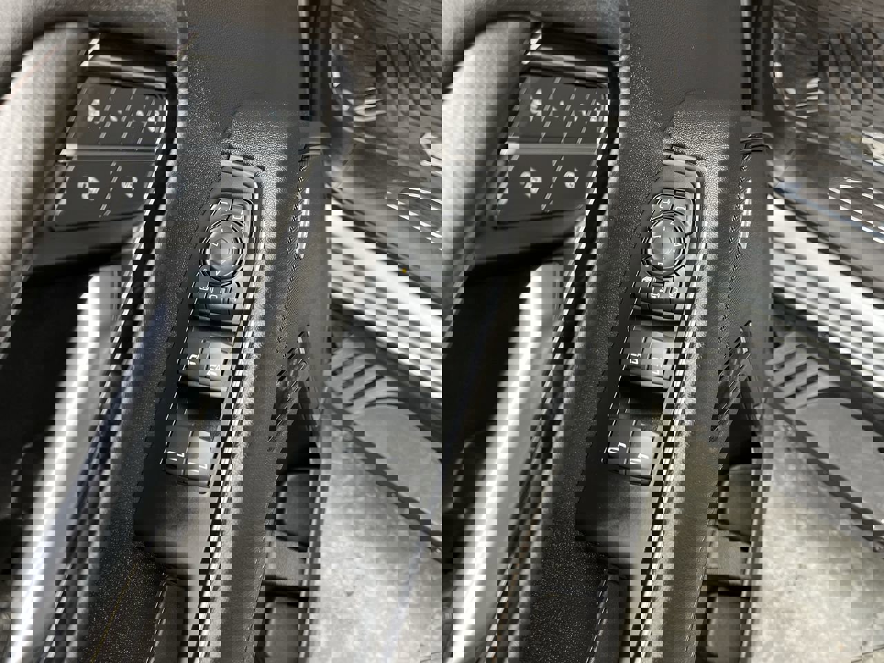 Certified 2024 GMC Sierra 2500 AT4 w/ Technology Package image 10