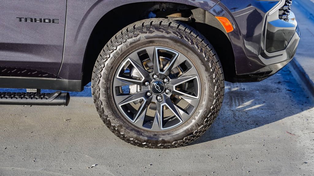 Used 2023 Chevrolet Tahoe Z71 w/ Luxury Package image 11