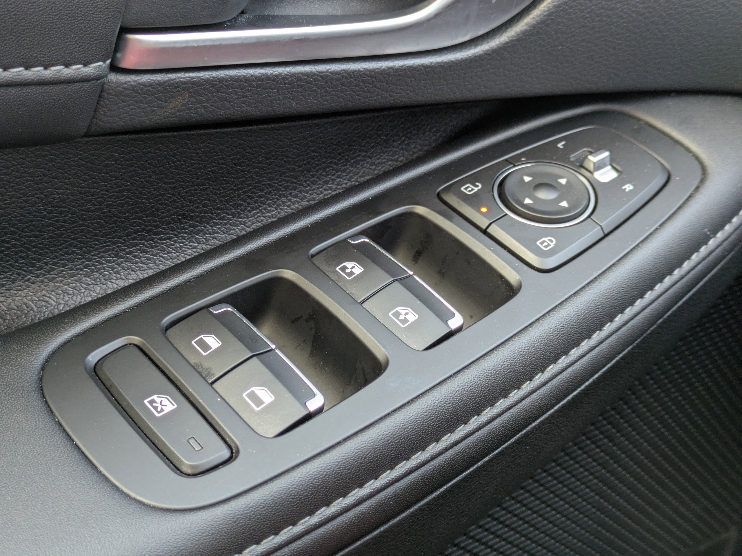 Used 2024 Hyundai Sonata Limited image 24