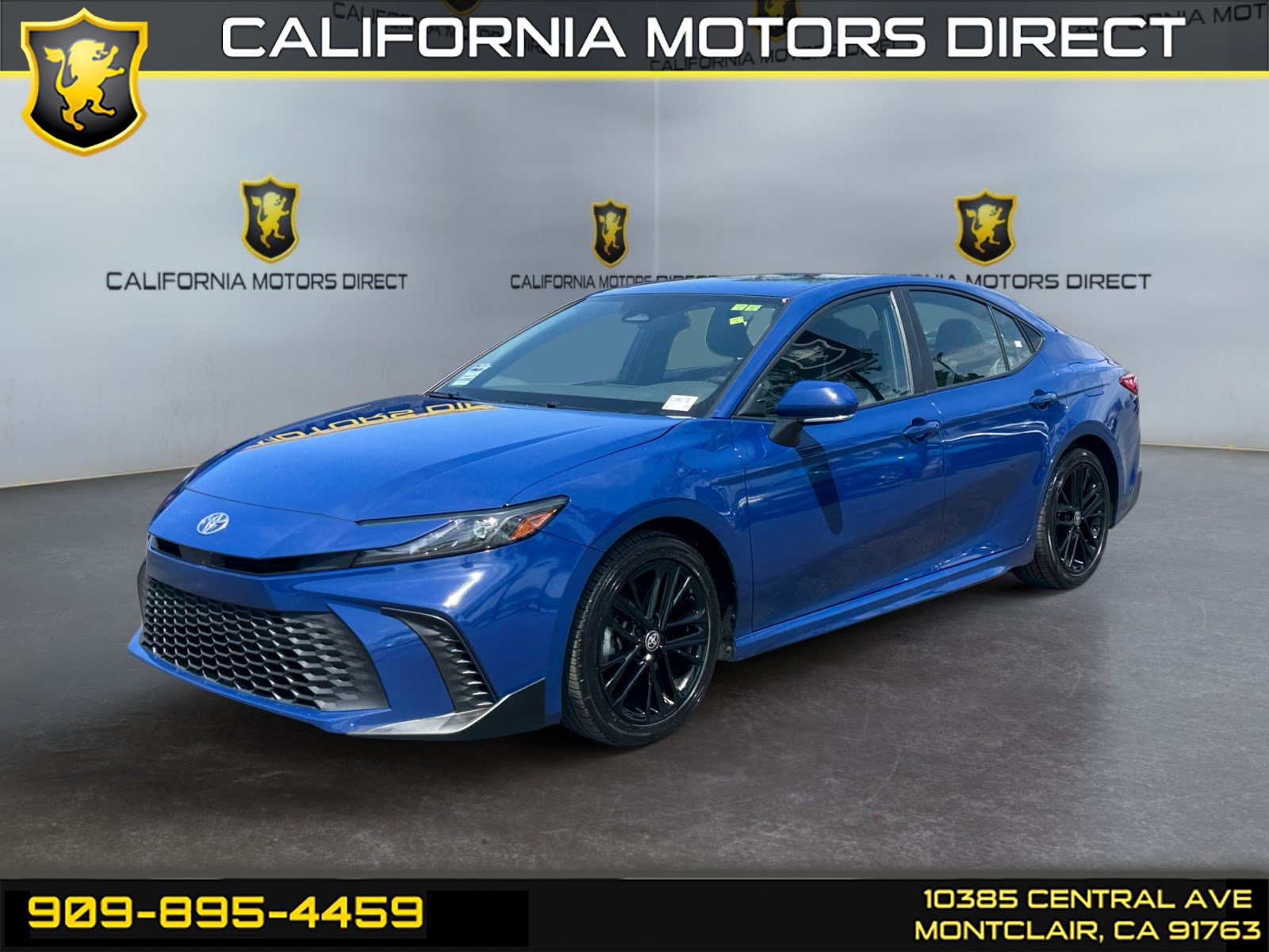 Used 2025 Toyota Camry SE