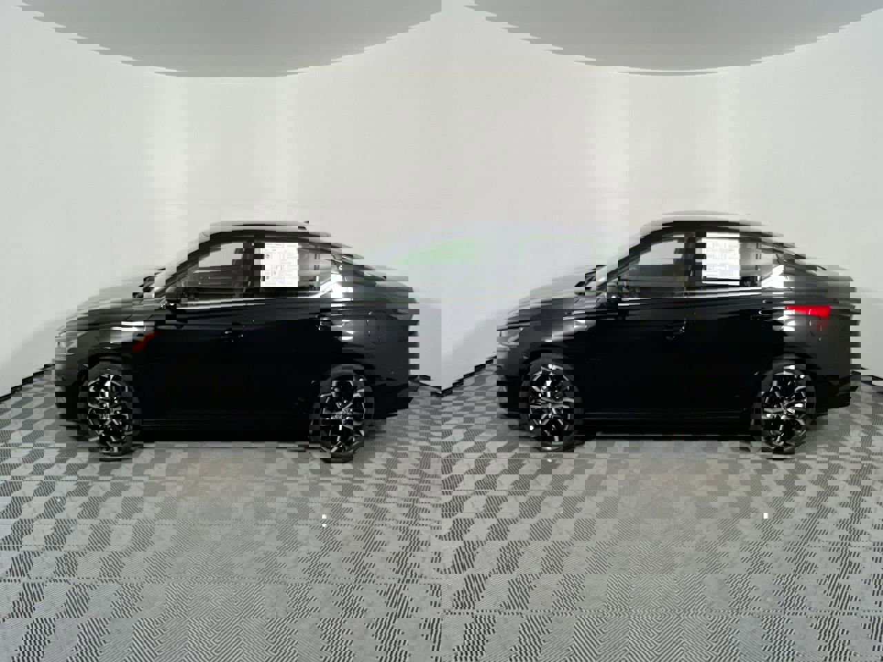 Used 2025 Nissan Altima 2.5 SR image 6