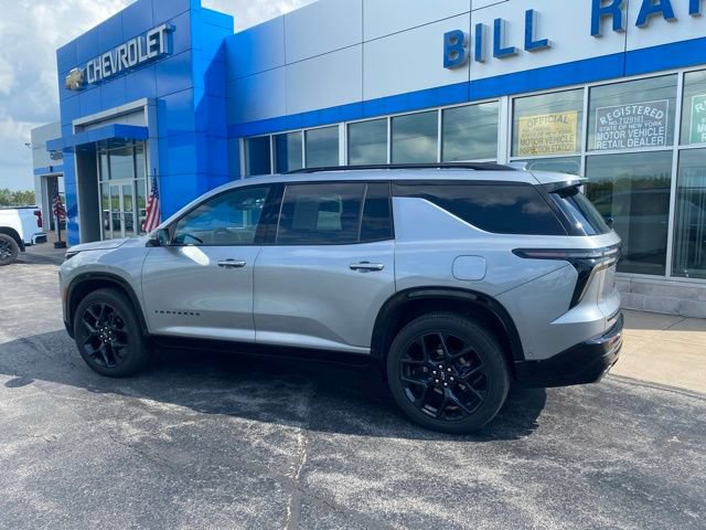 Used 2026 Chevrolet Traverse RS AWD/4WD image 2
