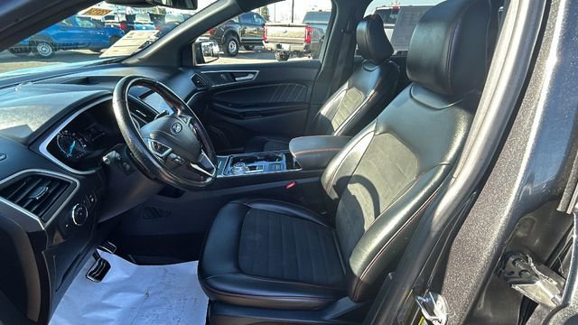 Certified 2020 Ford Edge ST-Line w/ Cold Weather Package image 17