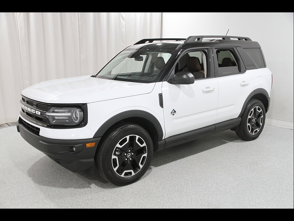 Used 2024 Ford Bronco Sport Outer Banks AWD/4WD image 3