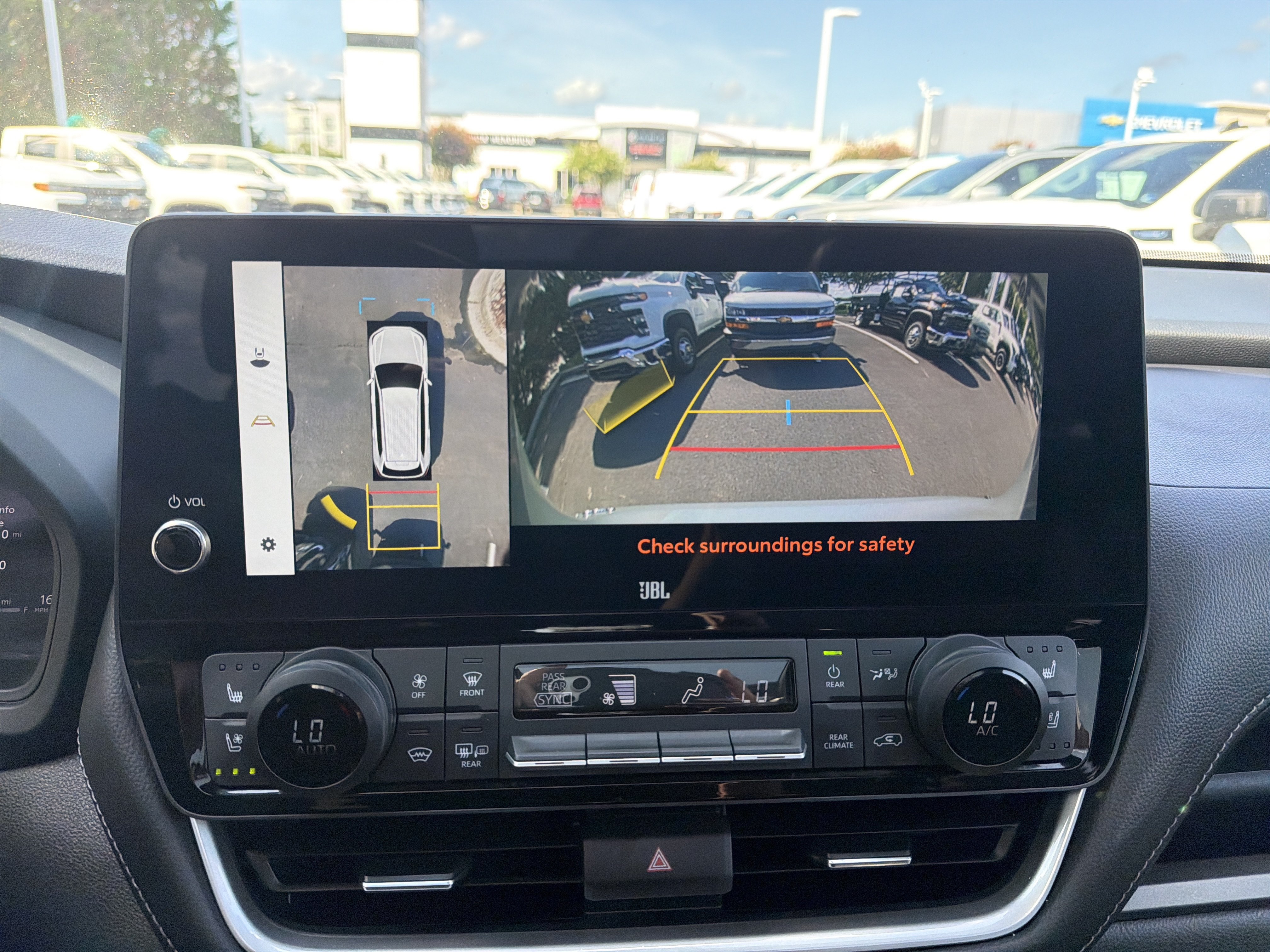 Used 2025 Toyota Grand Highlander AWD Hybrid image 25