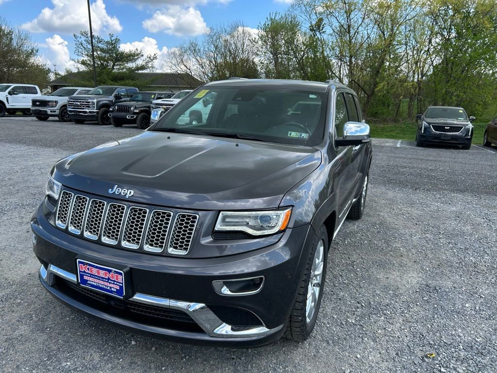 Used 2016 Jeep Grand Cherokee Summit image 2