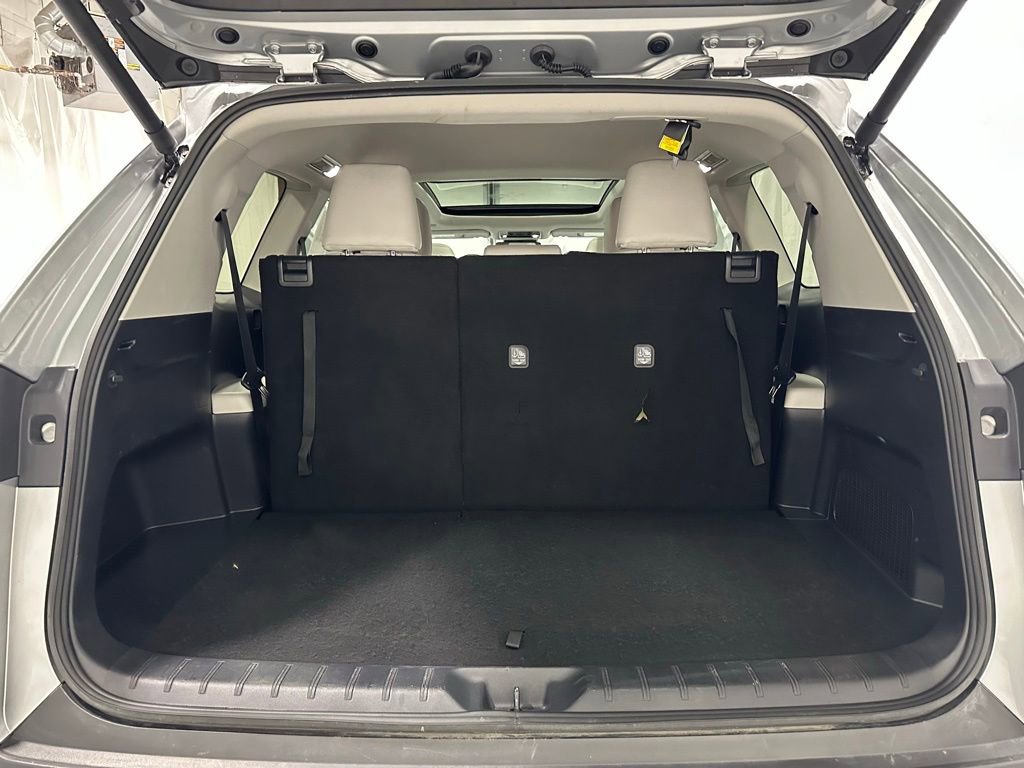 Used 2025 Toyota Grand Highlander AWD image 52