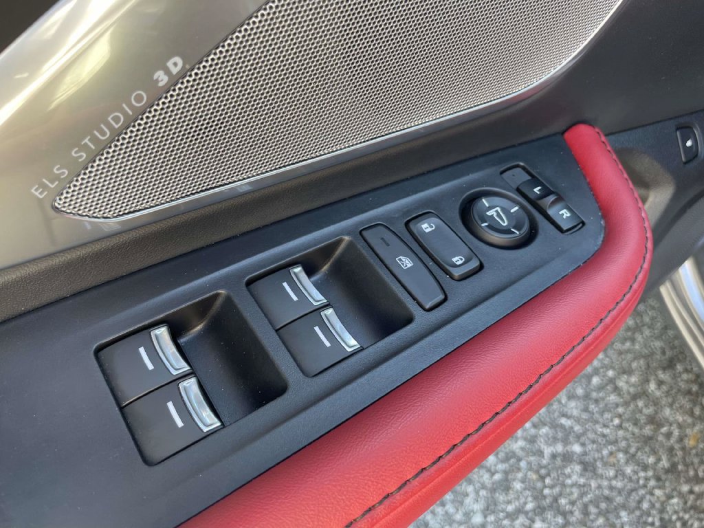 Used 2023 Acura RDX w/ Advance Package FWD image 17