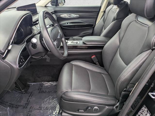 Used 2025 Genesis GV70 2.5T AWD/4WD image 16