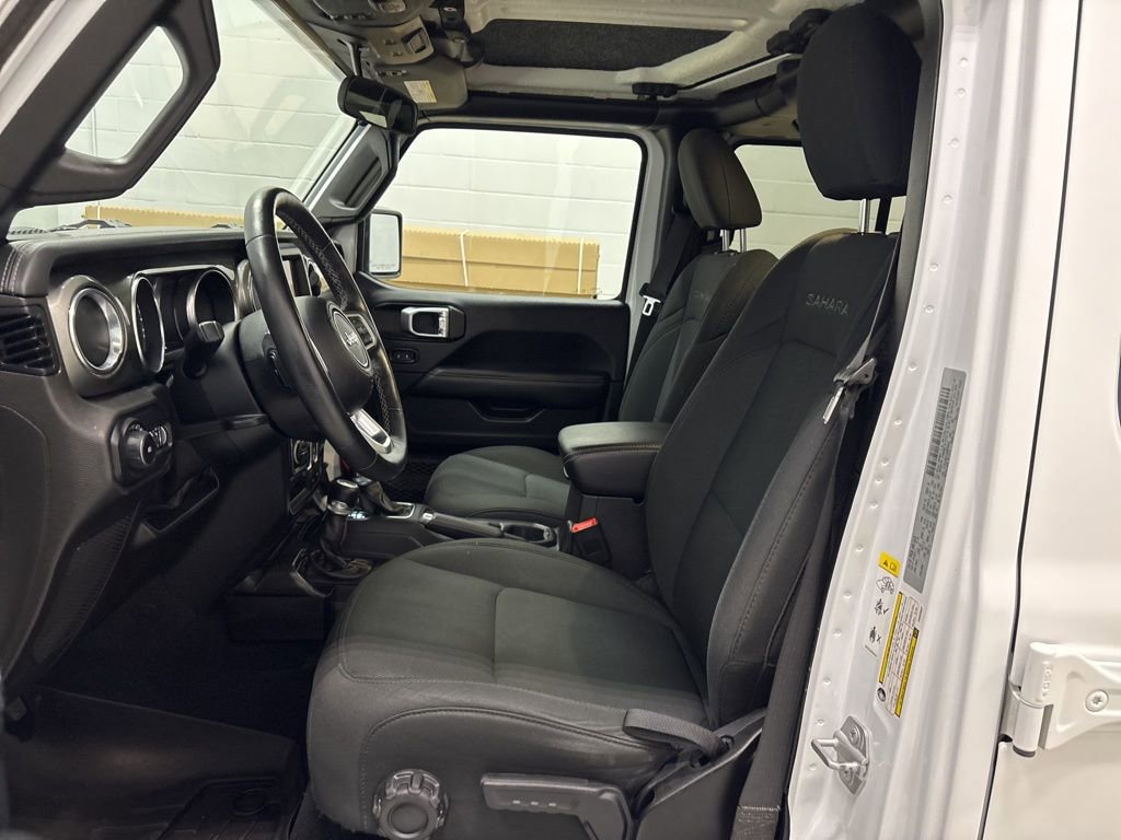 Used 2019 Jeep Wrangler Unlimited Sahara w/ Cold Weather Group image 10