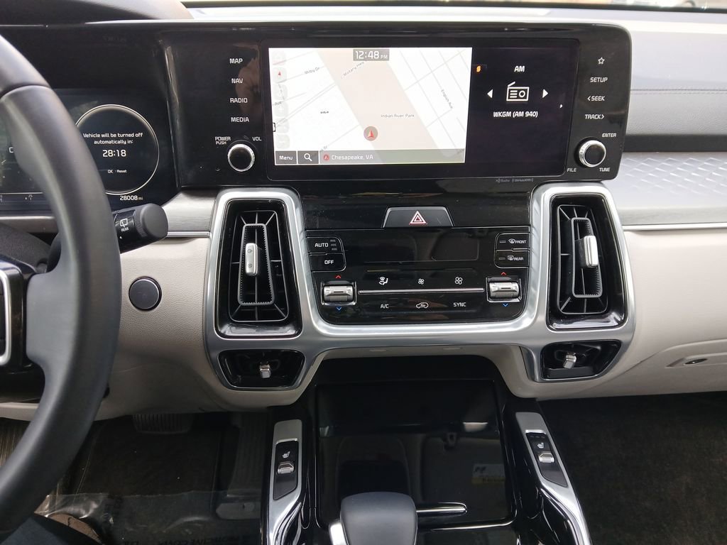 Used 2023 Kia Sorento SX image 26