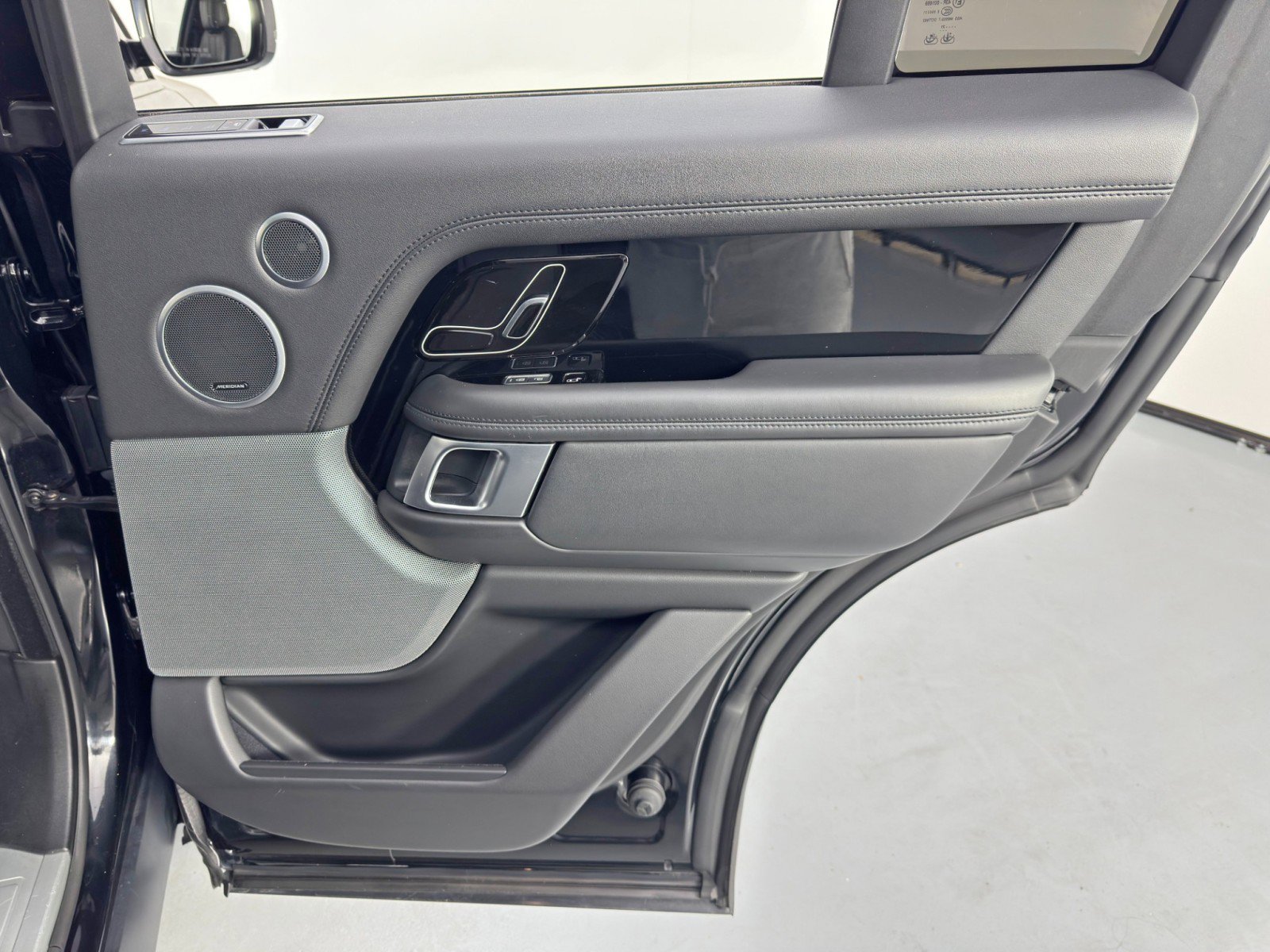 Used 2021 Land Rover Range Rover P525 Westminster Edition image 50