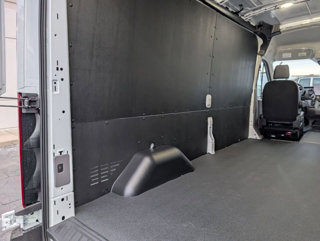 New 2026 Ford Transit 250 148 Medium Roof w/ Load Area Protection Package image 16