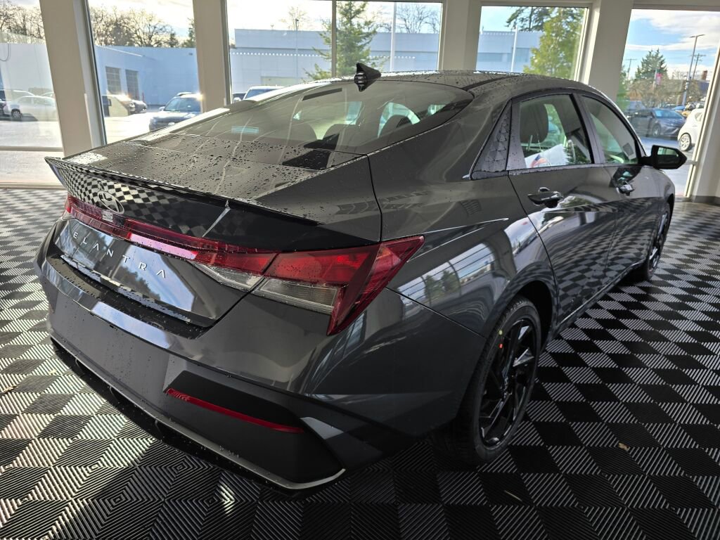 New 2026 Hyundai Elantra Sport image 4