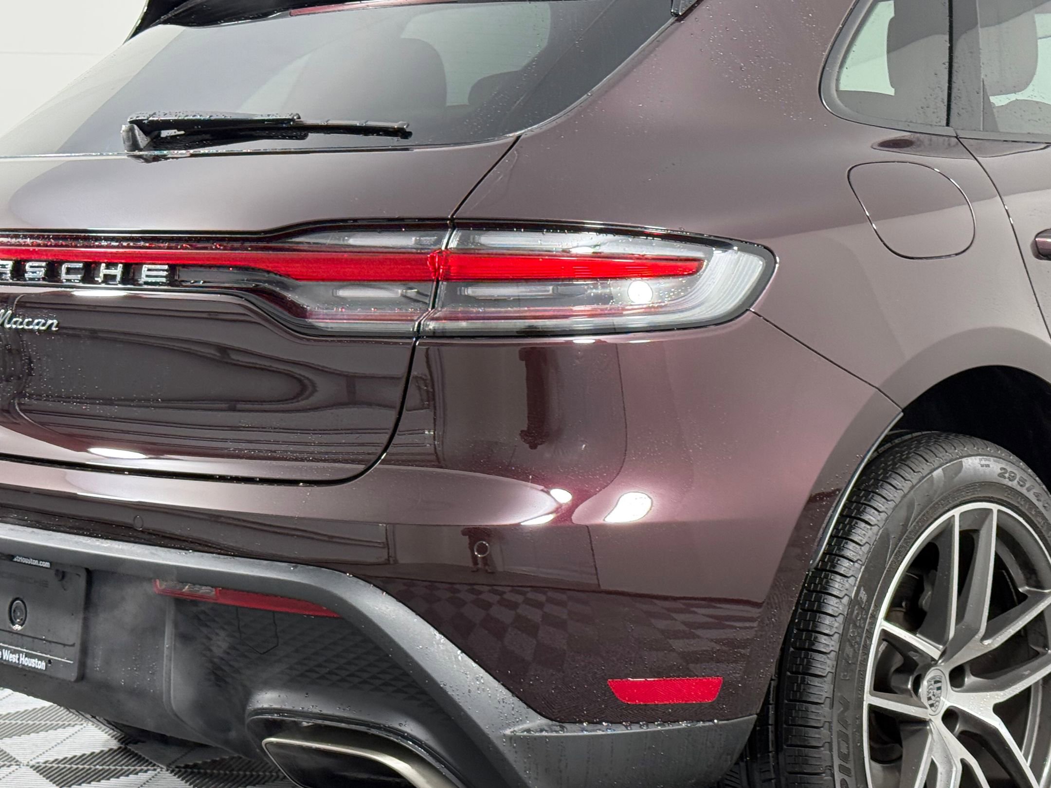 New 2025 Porsche Macan image 13