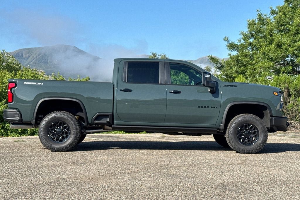 New 2026 Chevrolet Silverado 2500 ZR2 w/ ZR2 Bison Edition AWD/4WD image 3