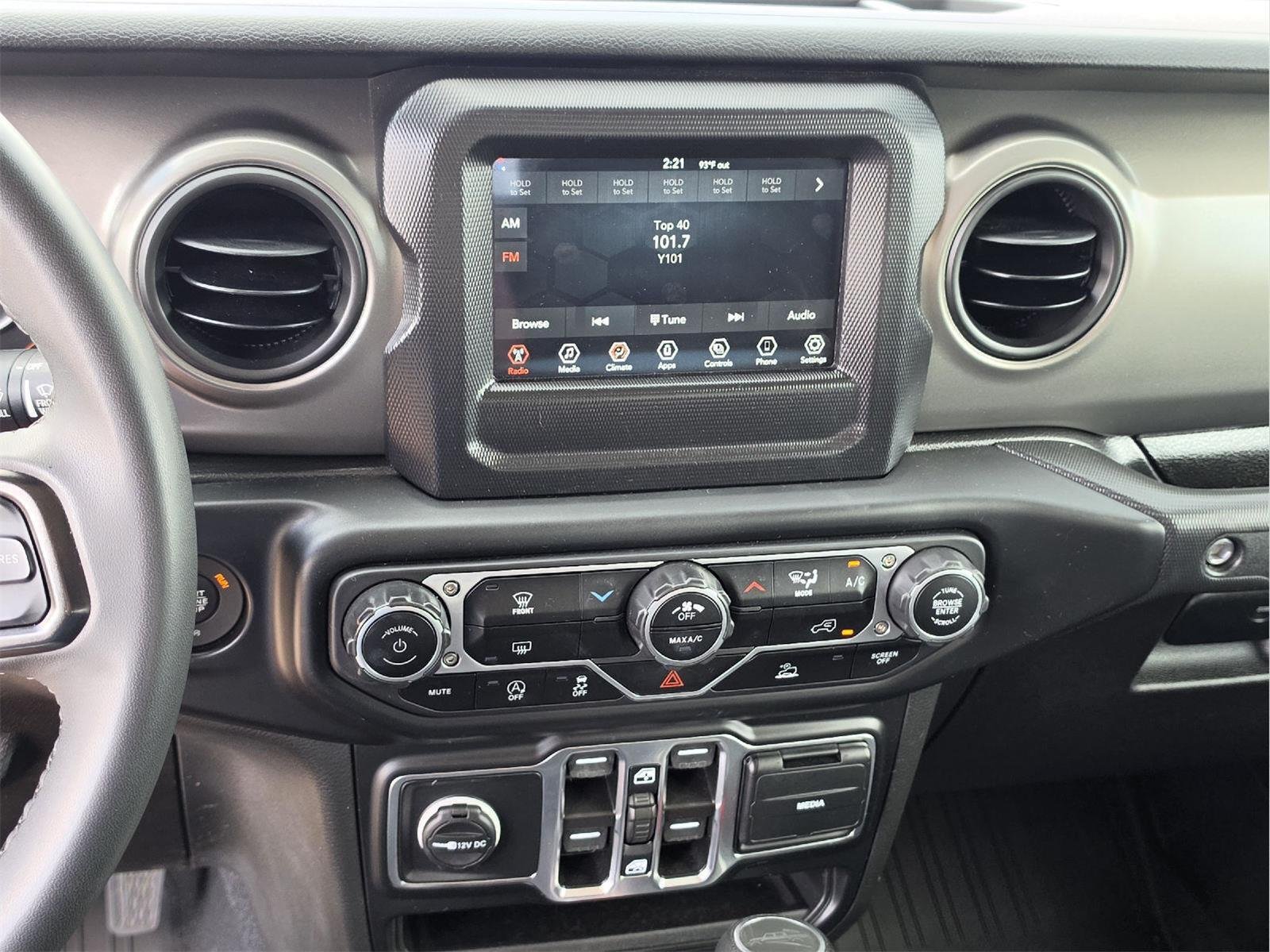 Used 2023 Jeep Gladiator Sport AWD/4WD image 9