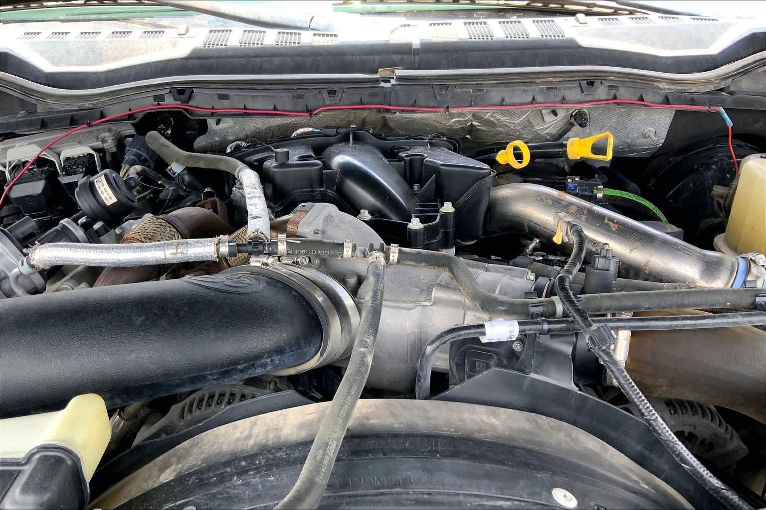 Used 2019 Ford F250 Platinum w/ Snow Plow Prep Package AWD/4WD image 32