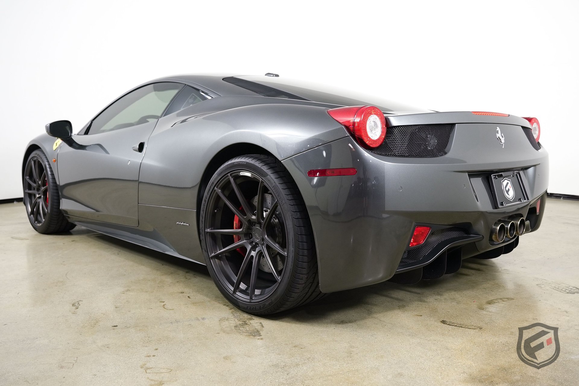 Used 2010 Ferrari 458 Italia Coupe RWD image 7