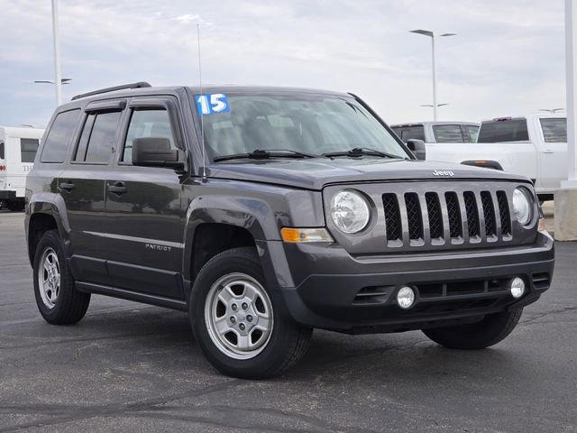 Used 2015 Jeep Patriot Sport FWD image 2