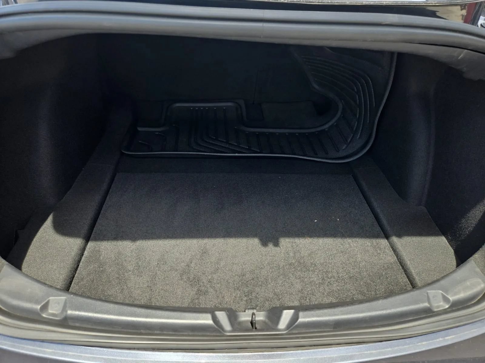 Used 2020 Tesla Model 3 Standard Range Plus RWD image 10