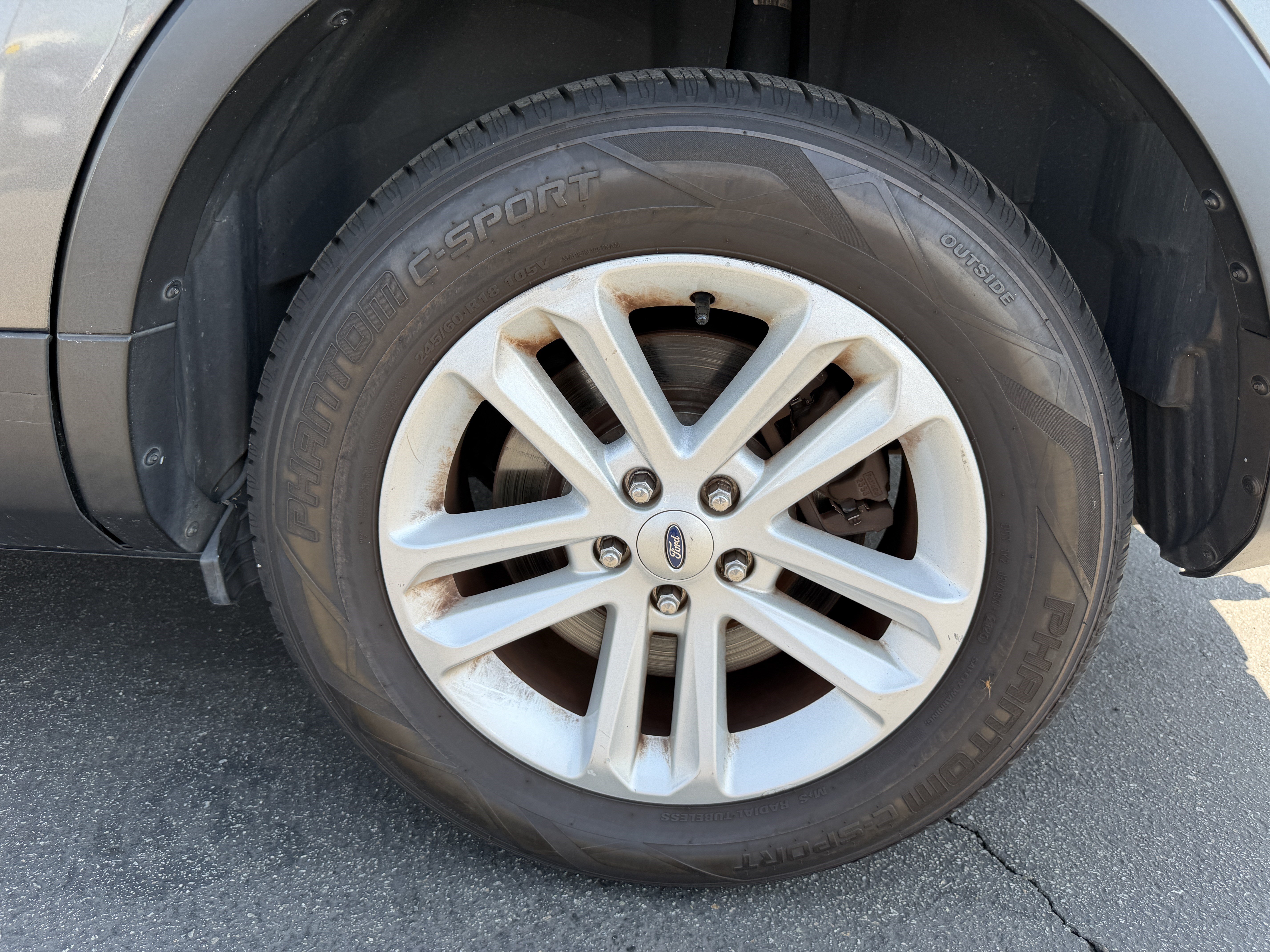 Used 2015 Ford Explorer XLT w/ Equipment Group 202A FWD image 9